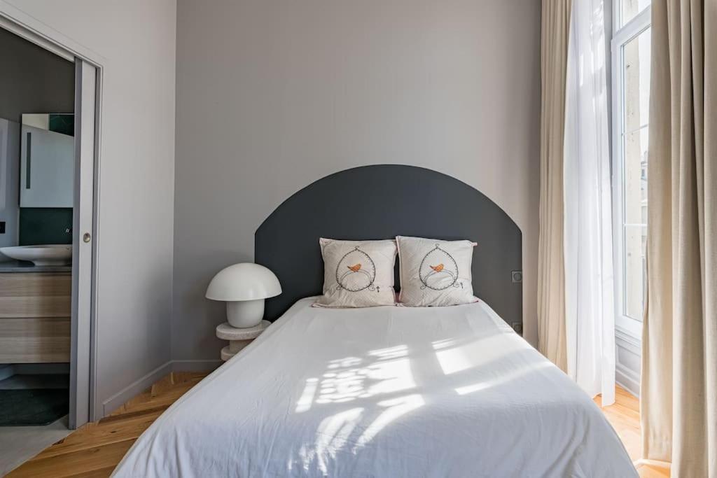 Beige Hospitalite - Apotheose Luxueux- 3 Chambres - Parking Prive Saint-Etienne  Bagian luar foto