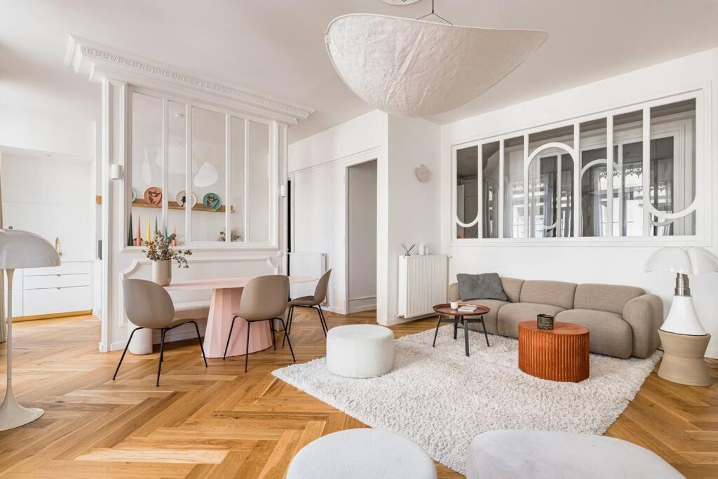 Beige Hospitalite - Apotheose Luxueux- 3 Chambres - Parking Prive Saint-Etienne  Bagian luar foto