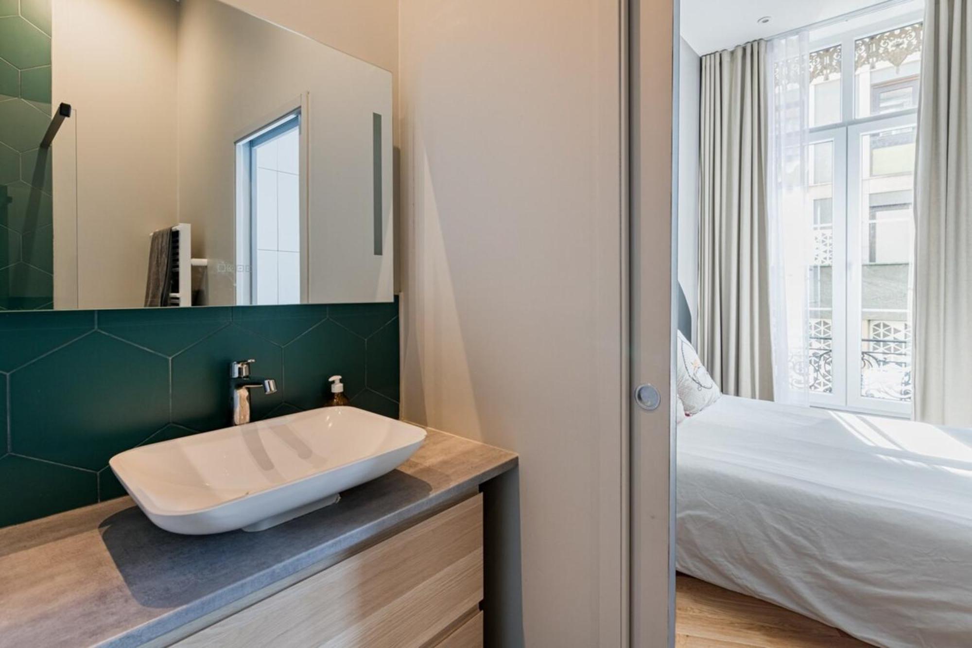 Beige Hospitalite - Apotheose Luxueux- 3 Chambres - Parking Prive Saint-Etienne  Bagian luar foto