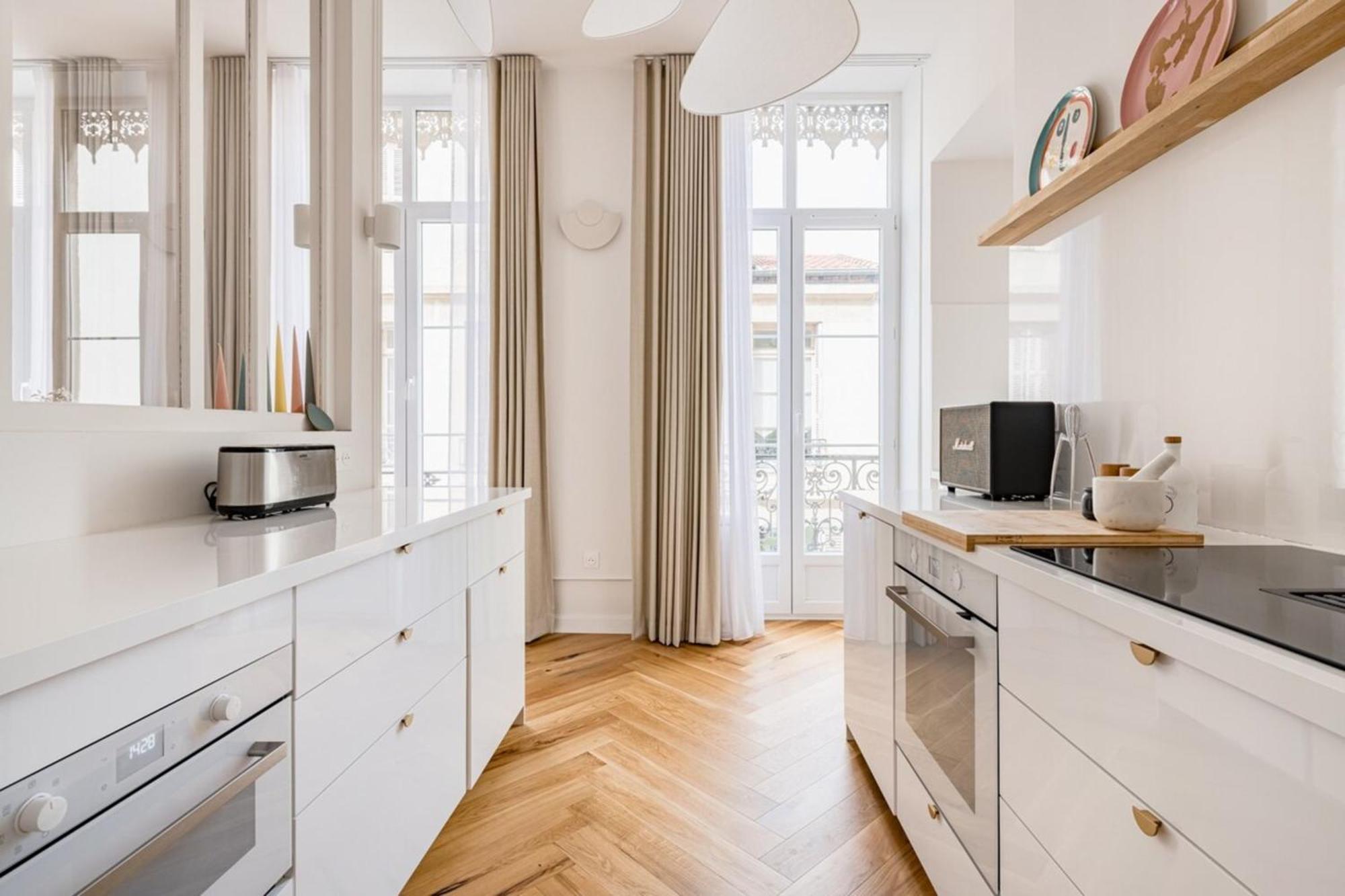 Beige Hospitalite - Apotheose Luxueux- 3 Chambres - Parking Prive Saint-Etienne  Bagian luar foto